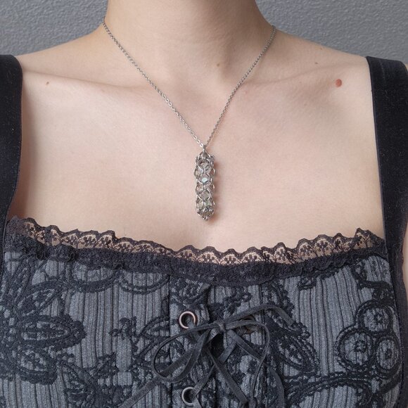 Fairy whimsical crystal beads in handmade chainmaille silver chain necklace - Picture 3 of 8